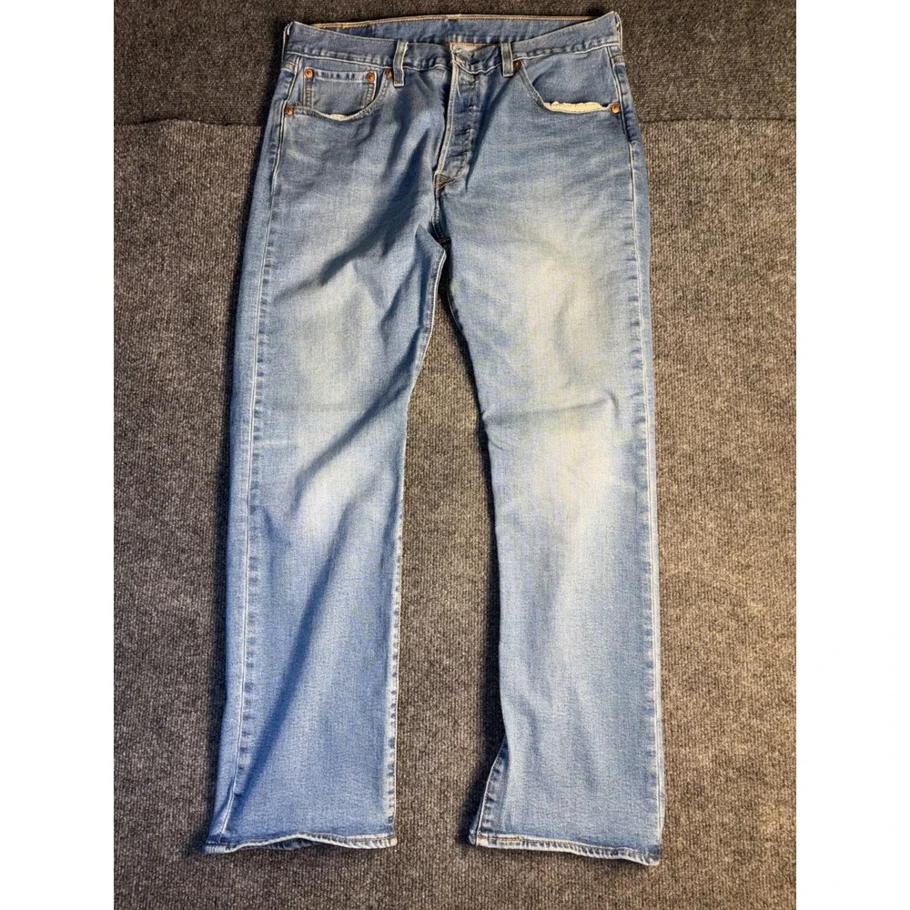 Levi's 501 Jeans Men's 33x30 Blue Denim Original Fit Straight Leg Button Fly‎